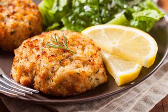 Fish cakes for lunch in the diet menu for psoriasis