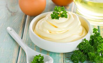 The use of mayonnaise in psoriasis should be limited